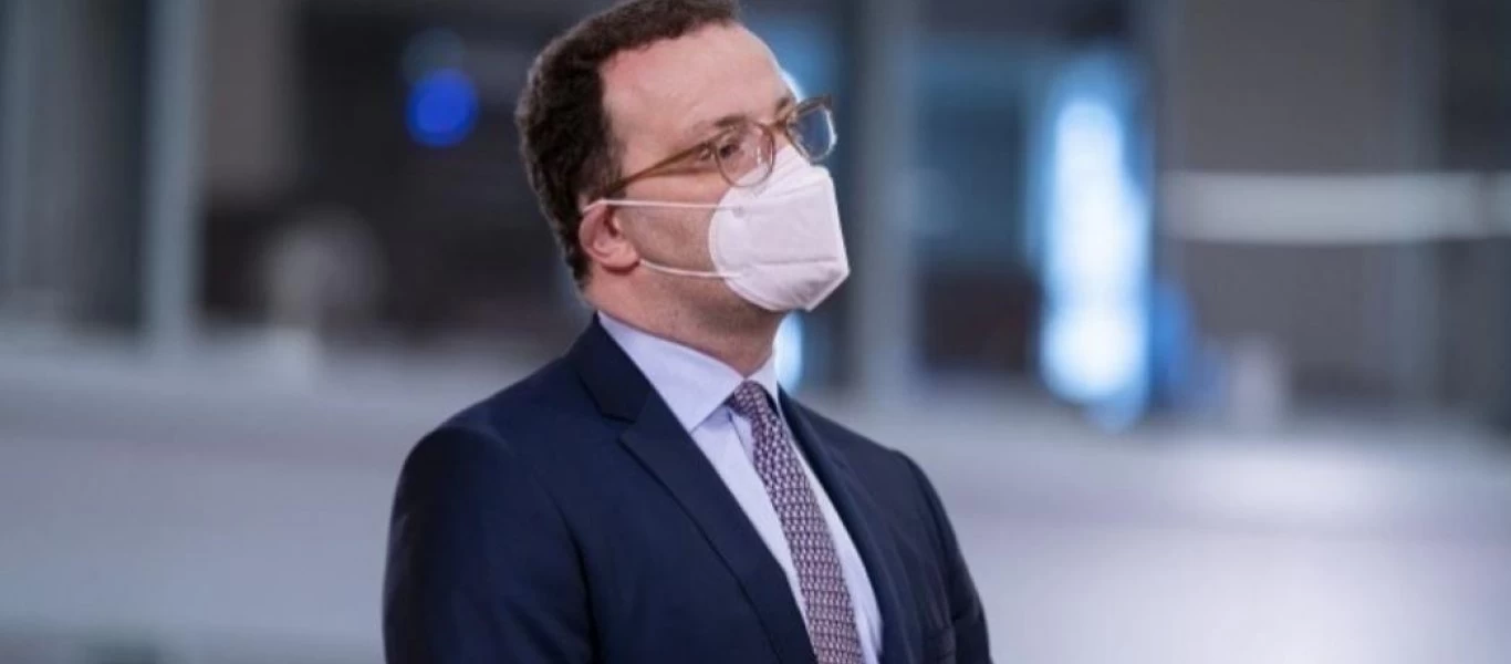 Γερμανία: Ζητούν την αποπομπή του Γενς Σπαν για σκάνδαλο με άχρηστες μάσκες
